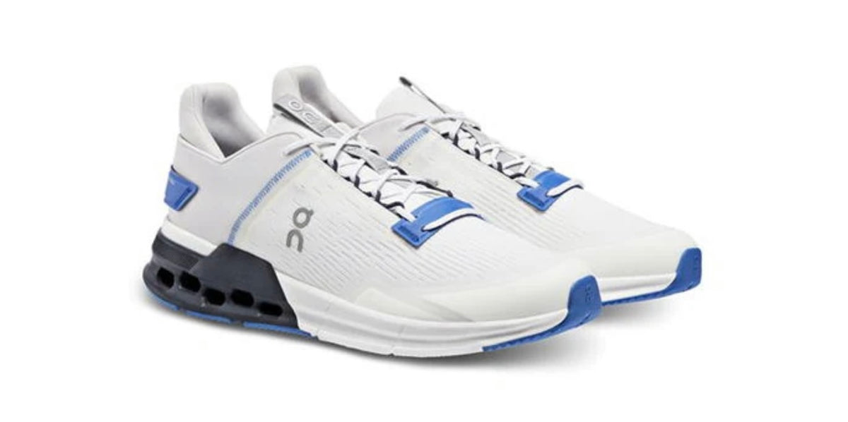 ON RUNNING FLUX TRAINERS WHITE & BLUE