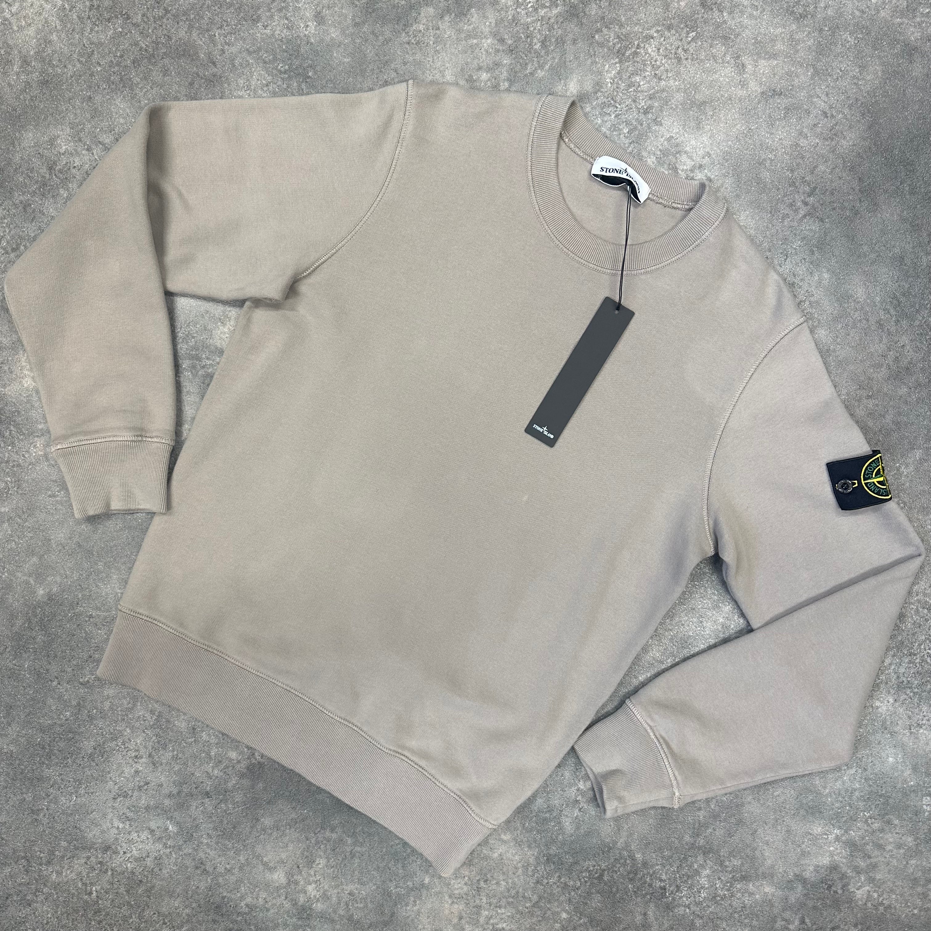 Stone island sale sweatshirt outfit