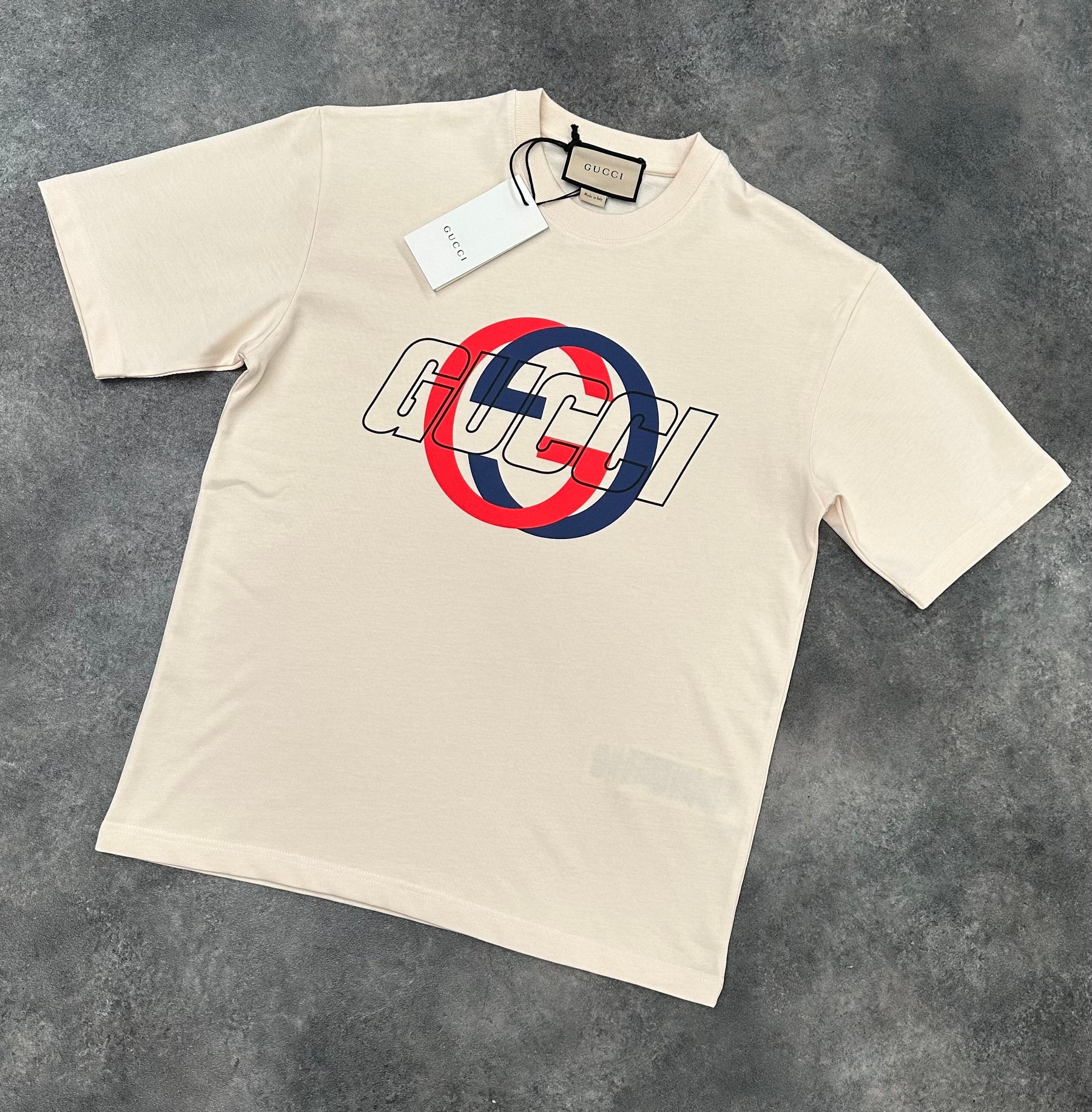 GUCCI GG INTERLOCK 3D LOGO T SHIRT CREAM