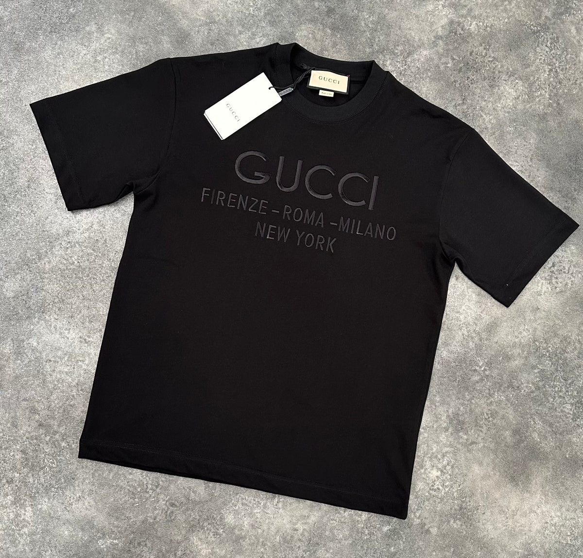 GUCCI EMBROIDERED LOGO T SHIRT BLACK