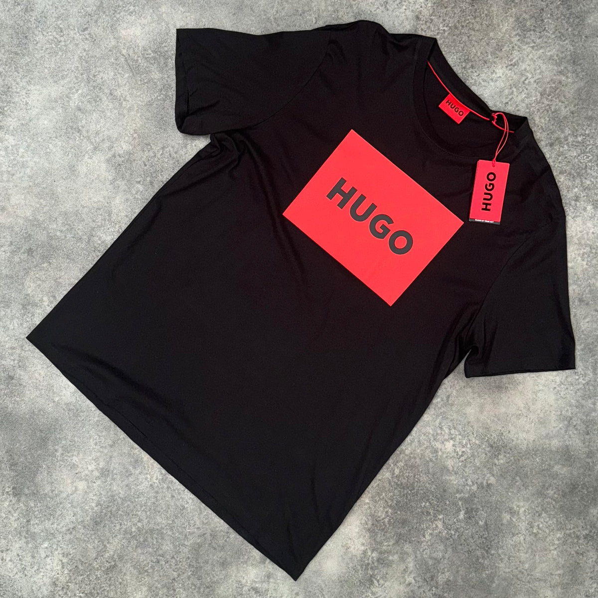 HUGO BOSS BIG BOX LOGO T-SHIRT  BLACK * SALE *