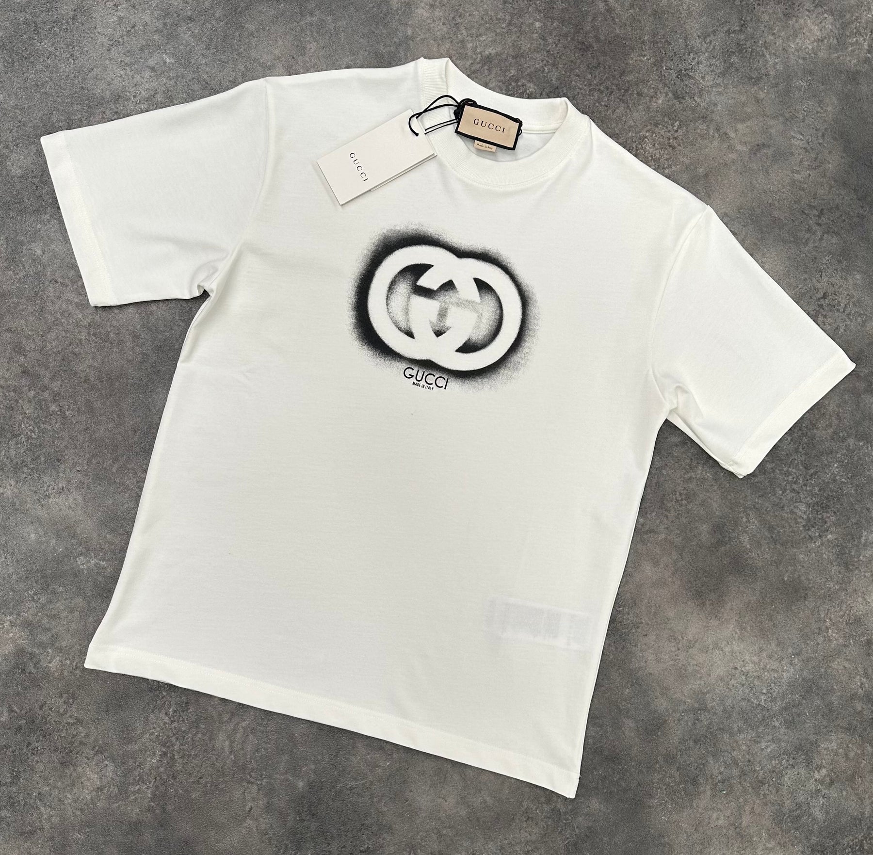 GUCCI GG BLURRED LOGO T SHIRT WHITE