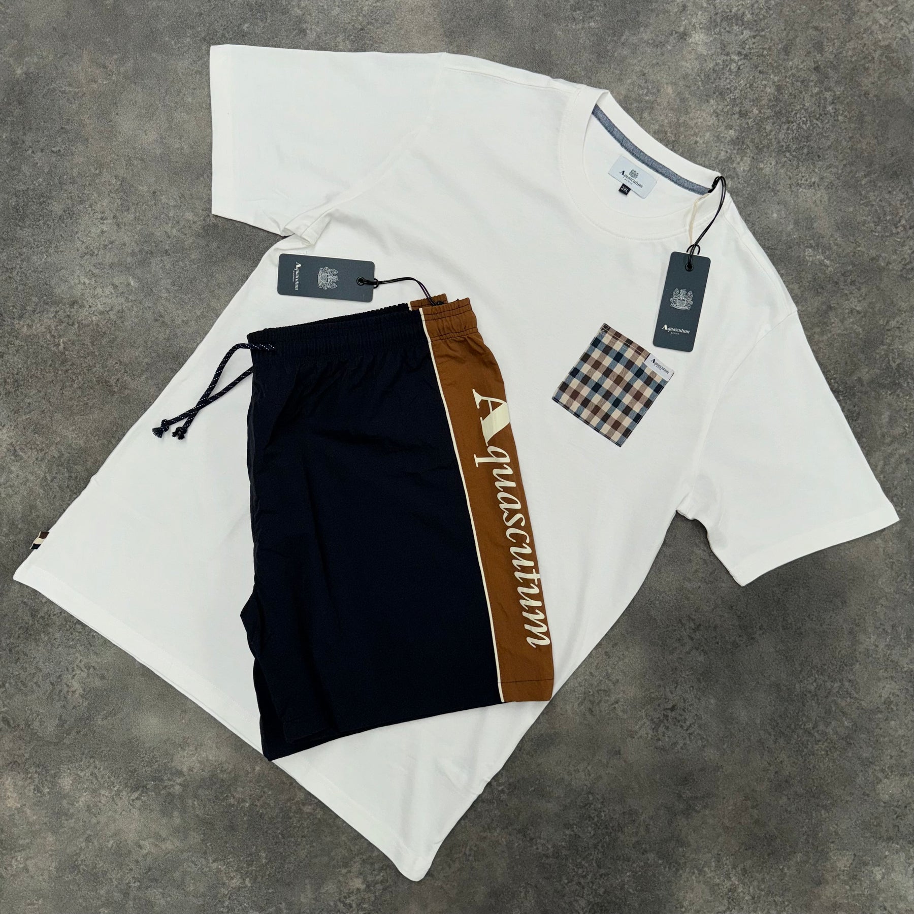 AQUASCUTUM PATCH POCKET T-SHIRT & PATCH POCKET SWIM SHORTS SET WHITE PATCH & NAVY