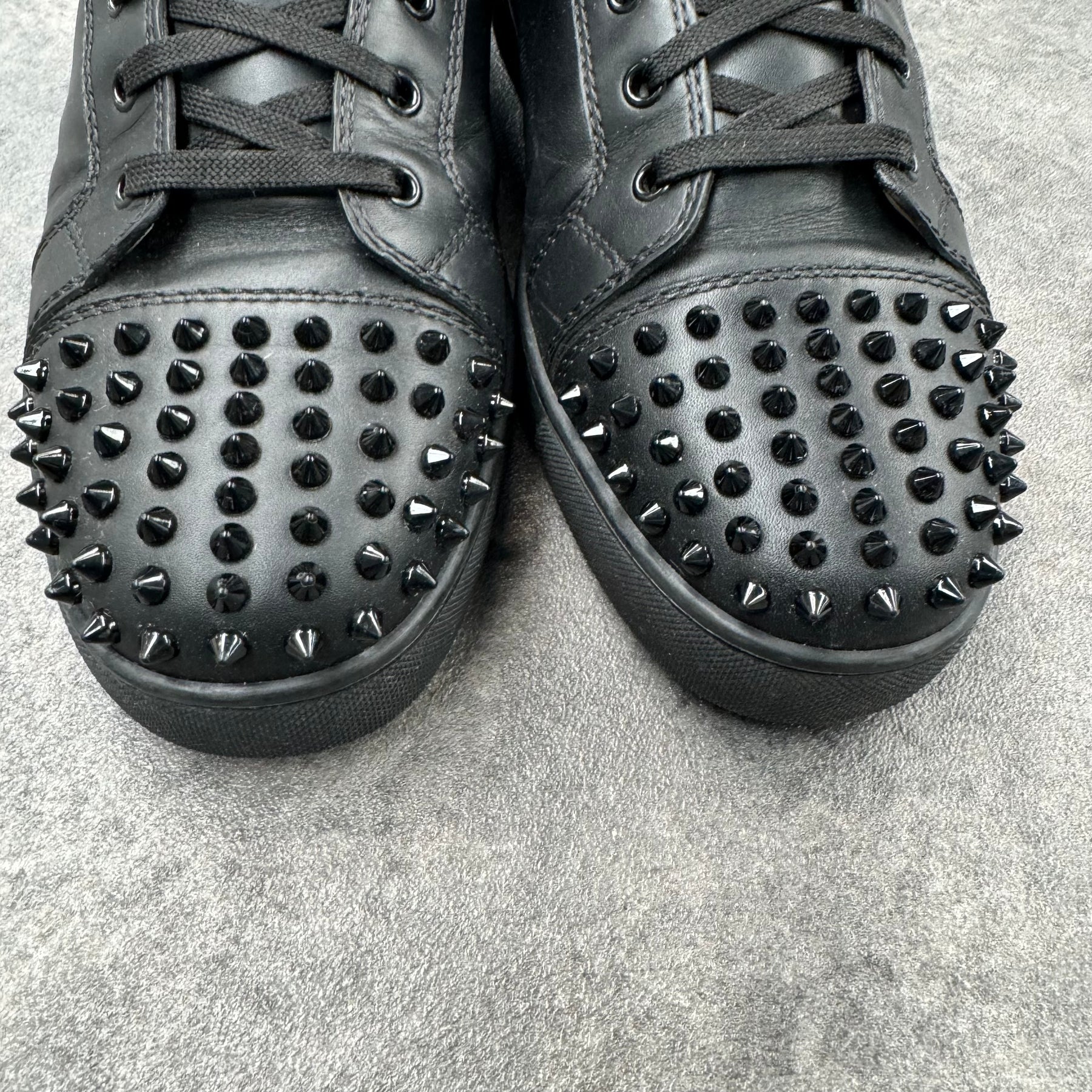 LOUBOUTIN FRONT SPIKE HI TOP TRAINERS BLACK *USED*