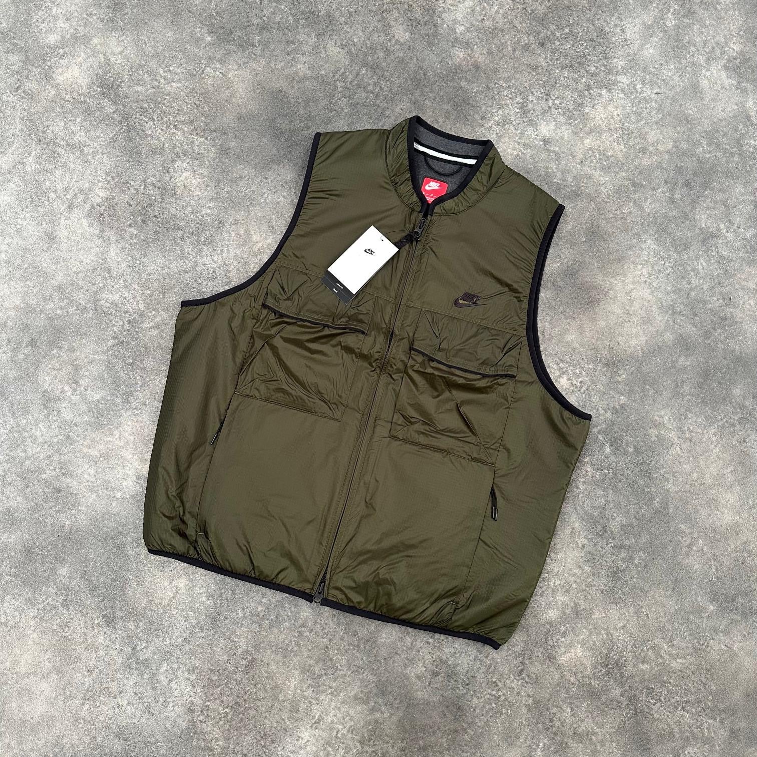 NIKE SPORTSWEAR GILET KHAKI