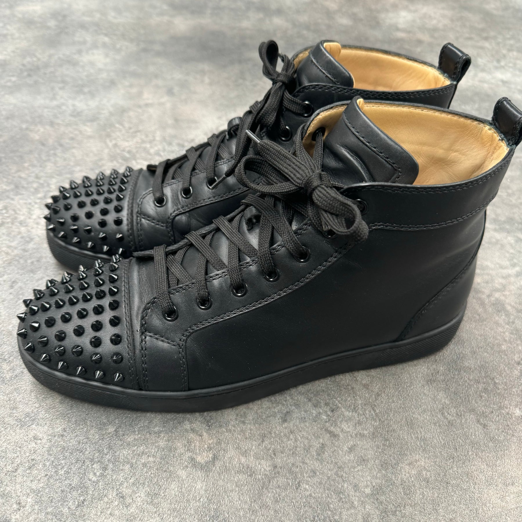 LOUBOUTIN FRONT SPIKE HI TOP TRAINERS BLACK *USED*