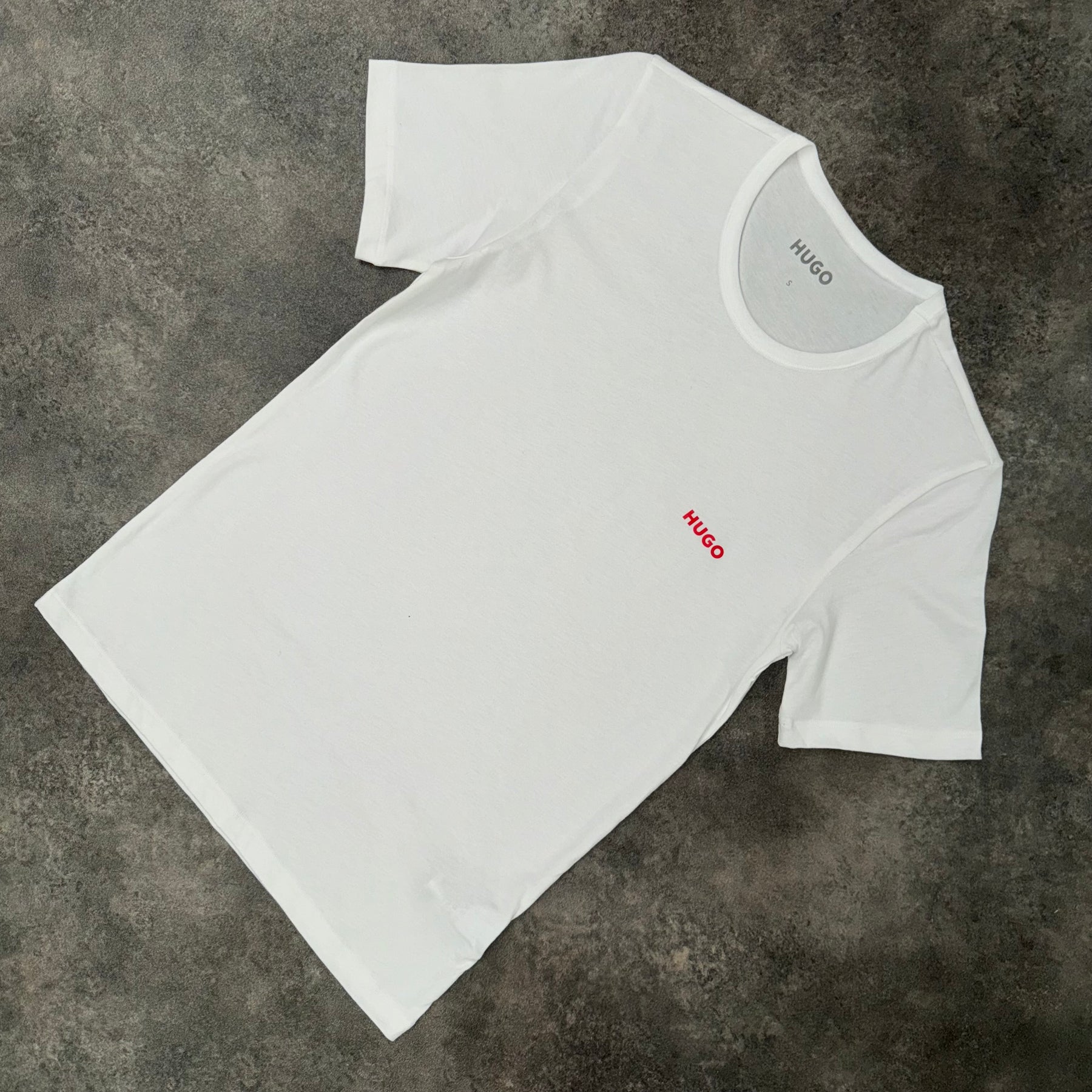 HUGO BOSS HUGO SMALL LOGO T-SHIRT WHITE * SALE *