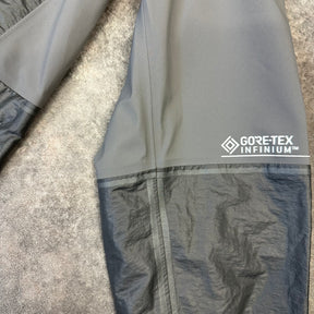 CP COMPANY GORTEX GOGGLE HOODED JACKET GREY