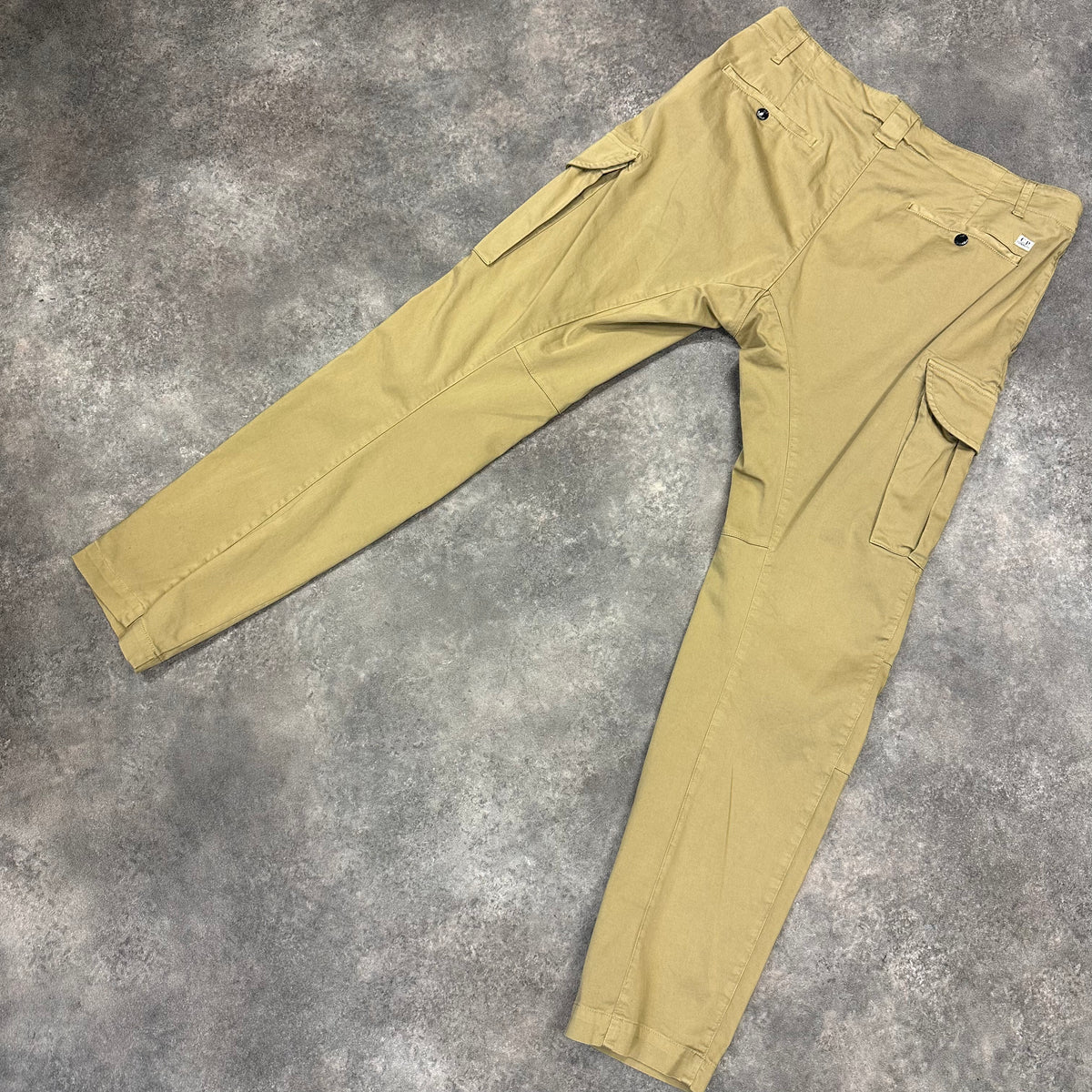 CP COMPANY UTILITY POCKET CARGO TROUSERS SAND