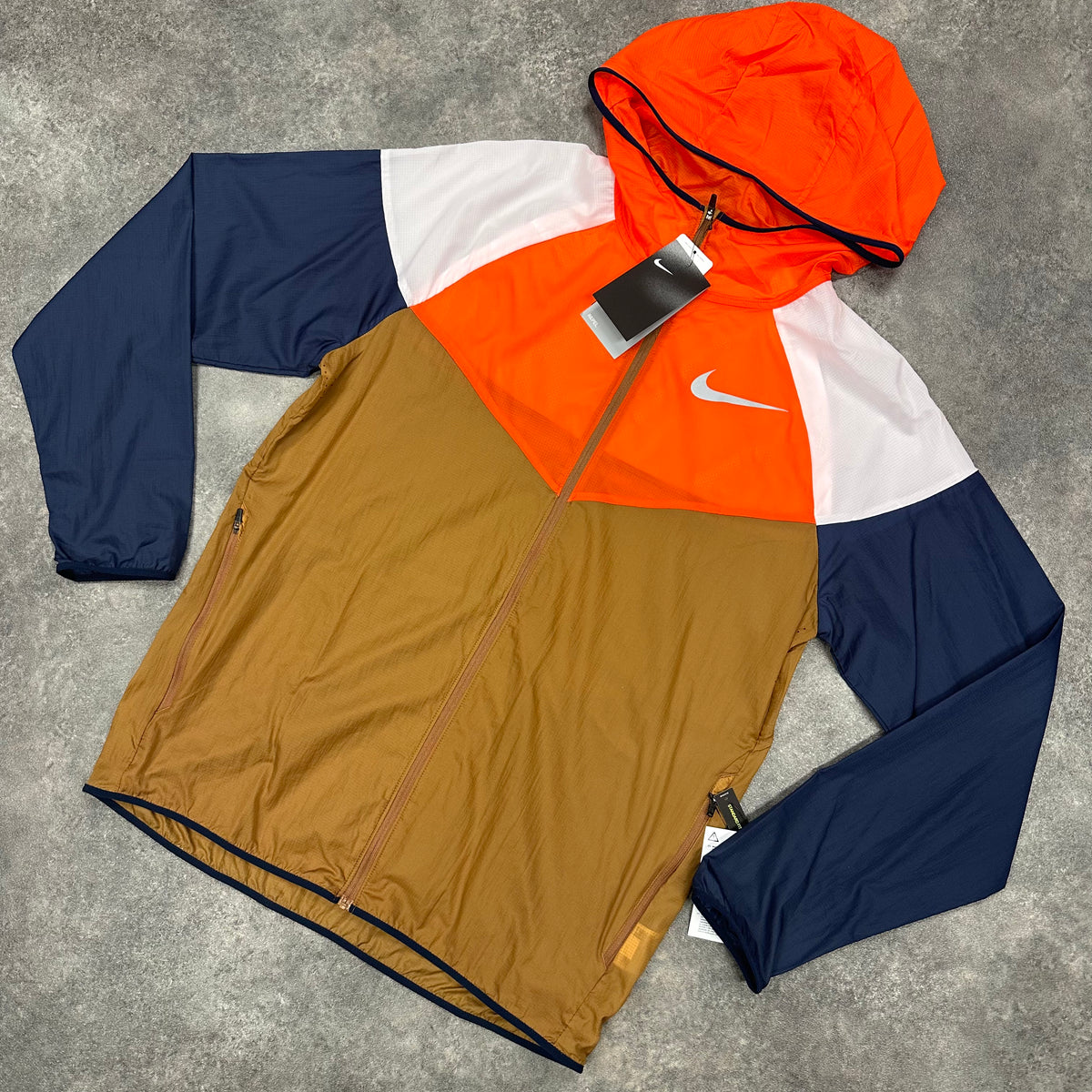 NIKE REPEL RUNNING HOODED RAIN JACKET ORANGE