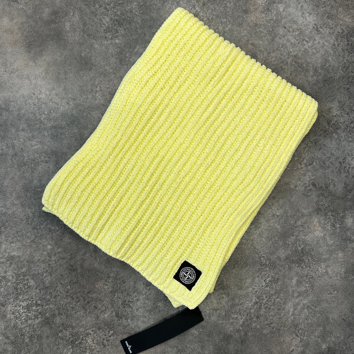 STONE ISLAND RIBBED THICK SCARF YELLOW