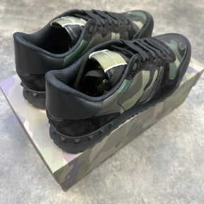 VALENTINO ROCKRUNNER LEATHER CAMO TRAINERS ARMY GREEN