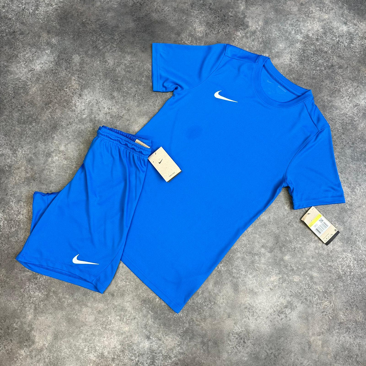 NIKE DRI FIT RUNNING GYM FOOTBALL SET T-SHIRT & SHORTS ROYAL BLUE